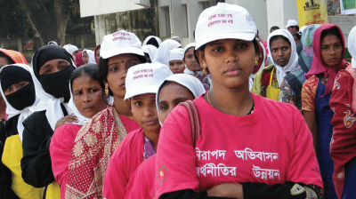 রেমিট‍্যান্স প্রবাহে অবদান রাখছে নারীরা