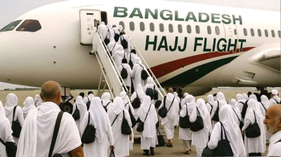 হজ ফ্লাইট শুরু, ঢাকাতেই দুই দেশের ইমিগ্রেশন