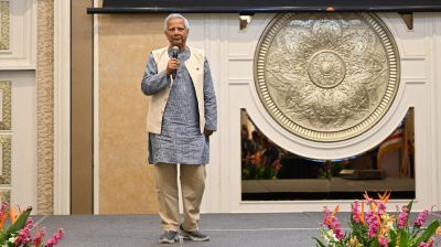 মালয়েশিয়ায় আরো কর্মী যাবে বলে আশা প্রধান উপদেষ্টার