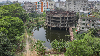 দুই দশকের পরিত্যক্ত ভবনে তড়িঘড়ি করে হচ্ছে প্রবাসী হাসপাতাল