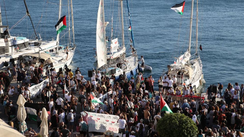 ফ্লোটিলা অভিযাত্রীদের মুক্তিতে সহায়তা: তিন দেশকে ধন্যবাদ কুয়েতের