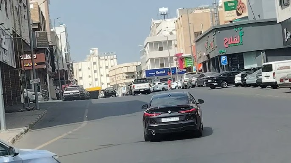 কুয়েতের হাসপাতালের সামনে এলোমেলো পার্কিং নিষিদ্ধ