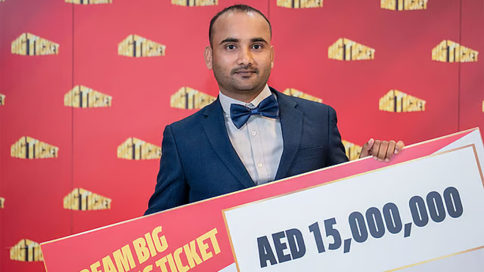 বাংলাদেশি বন্ধুর পরামর্শে ১৫ মিলিয়ন দিরহাম জিতলেন এক ভারতীয়