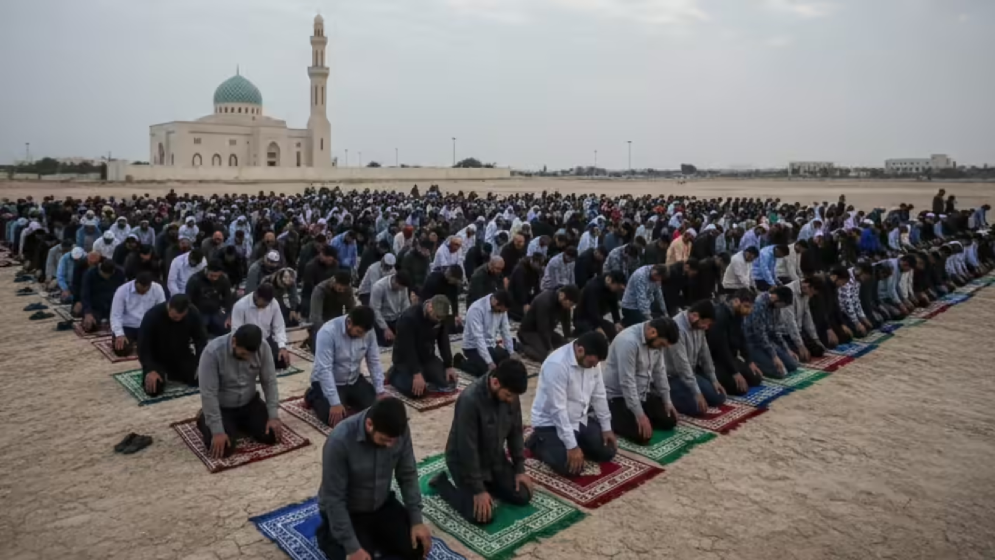 কুয়েতে খরা মোকাবিলায় ১২৫টি মসজিদে বৃষ্টির নামাজের আয়োজন