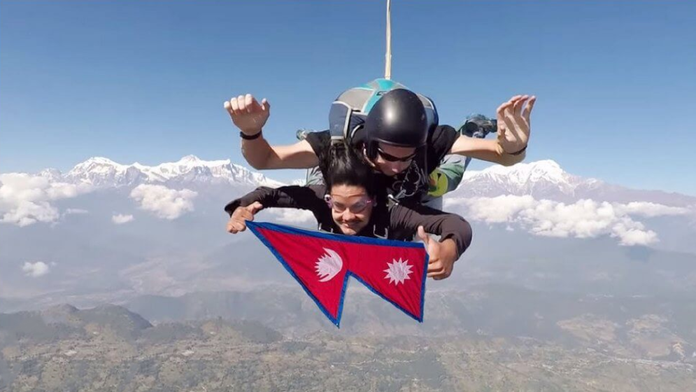 নেপালের পোখারায় নিয়মিত স্কাইডাইভিং চালুর উদ্যোগ