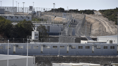 গ্রিসে অভিবাসী আটককেন্দ্রে অপরাধ করলেই দ্রুত বহিষ্কার
