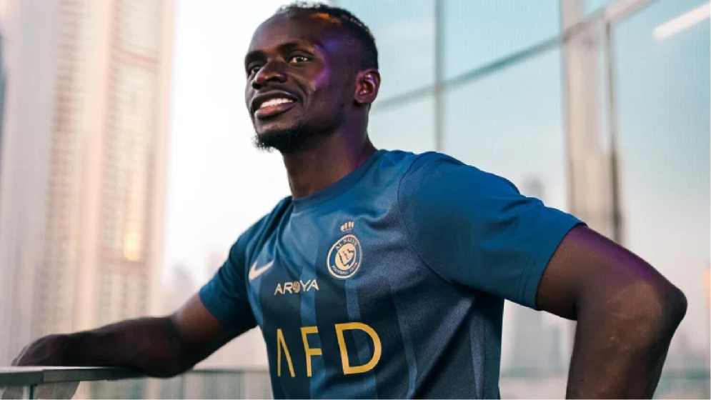 সৌদি প্রবাসী বাংলাদেশিদের আতিথেয়তায় মুগ্ধ সাদিও মানে