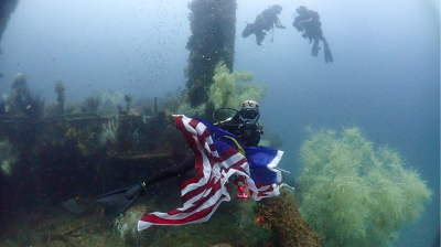 মালয়েশিয়ার লাবুয়ানে রোমাঞ্চকর রেক ডাইভ ডে ট্রিপ