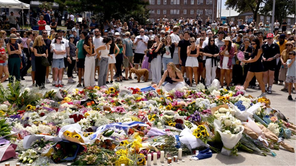 বন্ডাই বিচ হত্যাকাণ্ড: চাপে অস্ট্রেলিয়ায় মুসলিম প্রবাসীরা