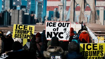 যুক্তরাষ্ট্রে ট্রাম্পের অভিবাসন নীতির বিরুদ্ধে বিক্ষোভ