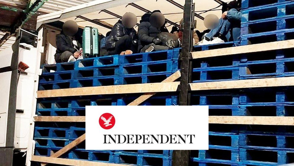 যুক্তরাজ্যে লরিতে লুকিয়ে ২৩ বাংলাদেশিকে পাচারের চেষ্টা