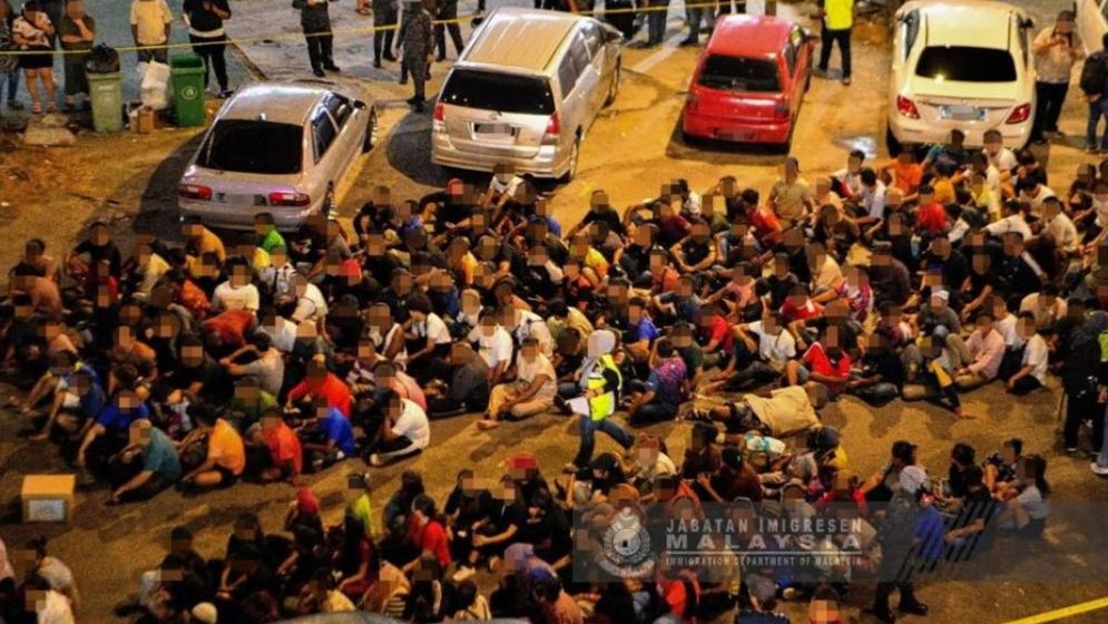 মালয়েশিয়ায় অবৈধদের ধরতে থার্মাল ড্রোন ব্যবহার