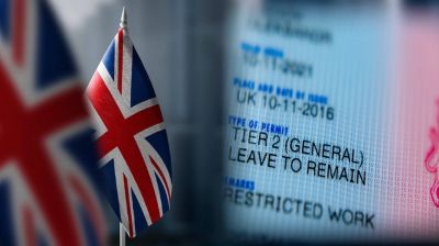 যুক্তরাজ্যে কিছু নিয়োগকর্তা পাচ্ছেন স্পন্সর করার অনুমতি