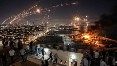 তেল স্থাপনায় নতুন হামলা, বাড়ছে ইরান-ইসরায়েল যুদ্ধের তীব্রতা