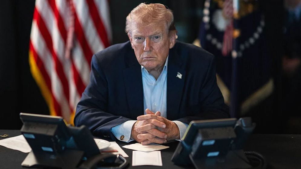 ট্রাম্পের হুঁশিয়ারি: ‘ইরানকে খুব কঠিনভাবে আঘাত করা হবে’