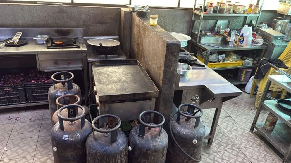 হরমুজে যুদ্ধ; ভারতে চা-সিঙ্গারা বন্ধ