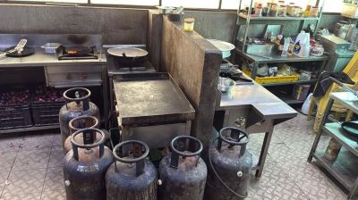 হরমুজে যুদ্ধ; ভারতে চা-সিঙ্গারা বন্ধ