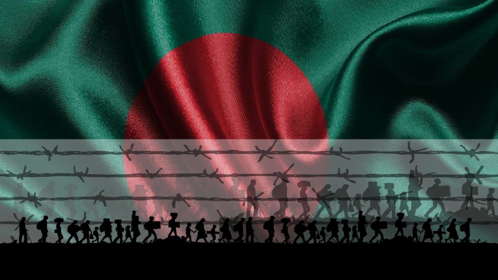 অভিবাসনের অধিকার বনাম পাচারের ফাঁদ