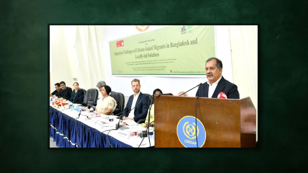 জলবায়ুজনিত অভিবাসনকে নীতিগত অগ্রাধিকার দিতে হবে: স্বপন