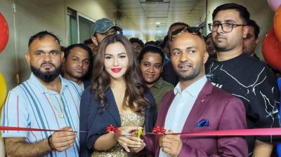 দুবাইয়ের আলকুজ লেবার ক্যাম্পে অভিনেত্রী নুসরাত ফারিয়া