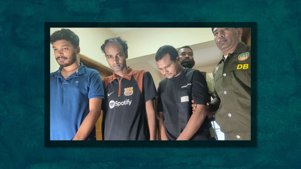 ফেসবুকে অস্ট্রেলিয়া পাঠানোর নামে ভুয়া গ্রুপ, প্রতারণায় আটক ৩