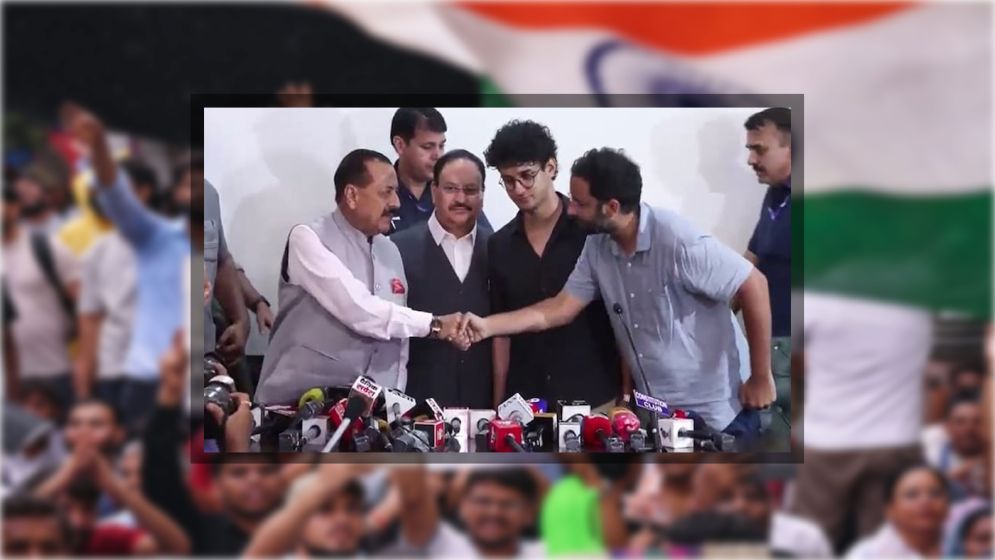 সব দাবি আদায় করে ঘরে ফিরল ভারতের ককরোচরা