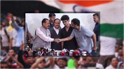 সব দাবি আদায় করে ঘরে ফিরল ভারতের ককরোচরা
