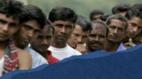১৭ হাজার কর্মীকে মালয়েশিয়ায় পাঠাতে অগ্রাধিকারের নির্দেশ